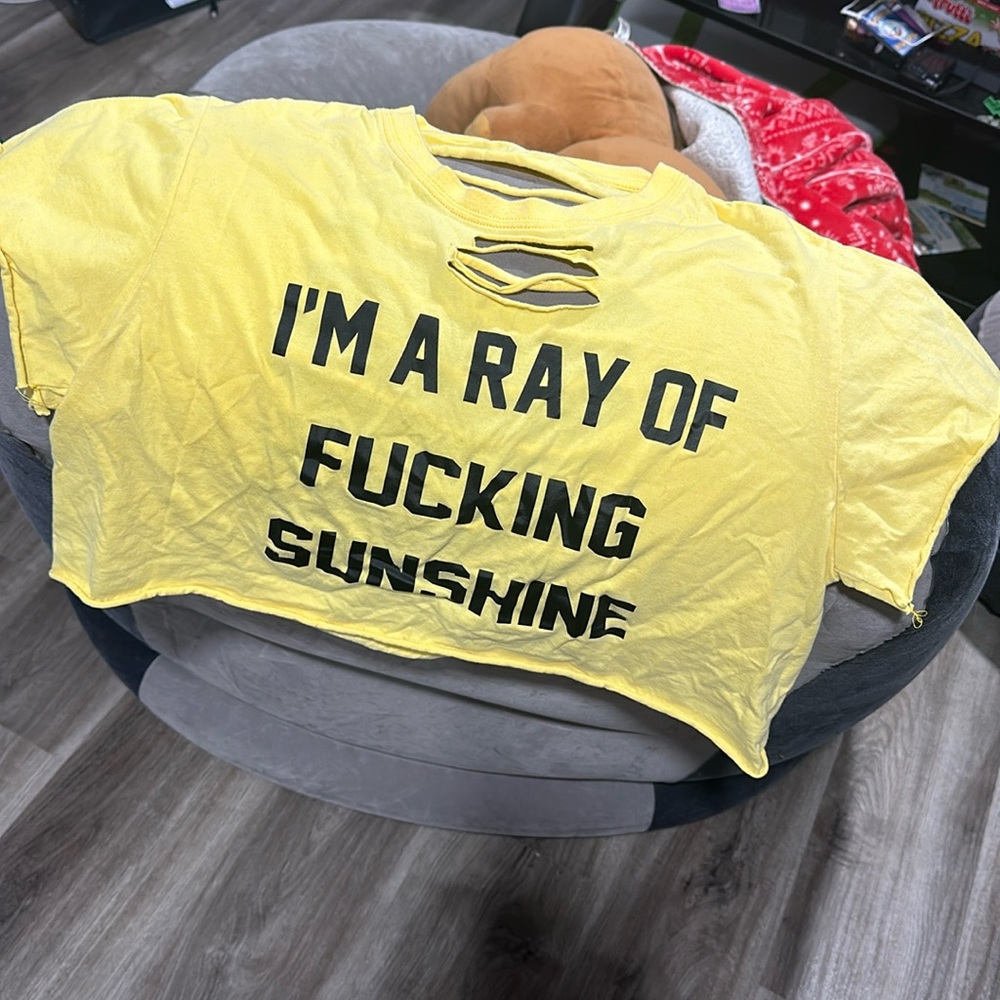Medium tee